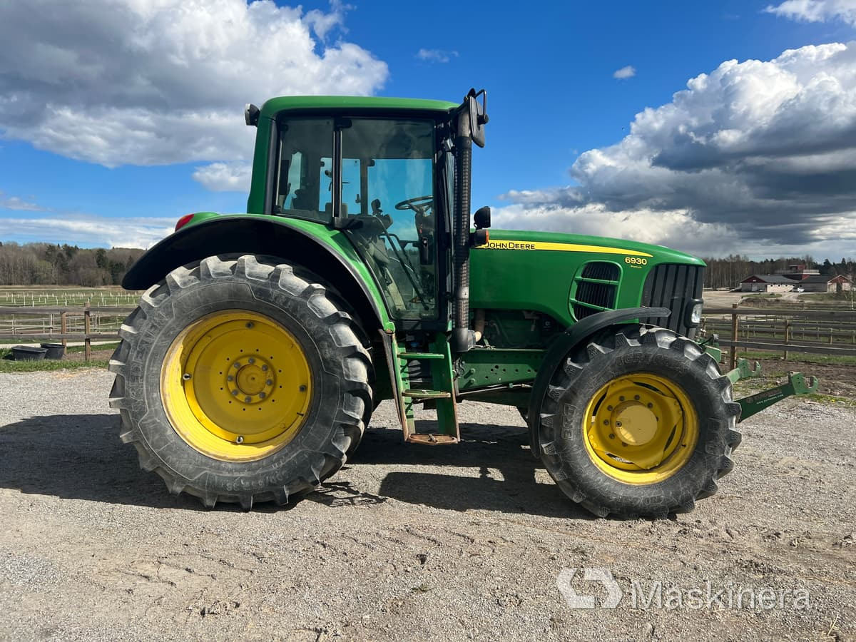 Traktor John Deere 6930 Premium med frontlyft - Traktor: slika 4 Traktor John Deere 6930 Premium med frontlyft - Traktor: slika 4