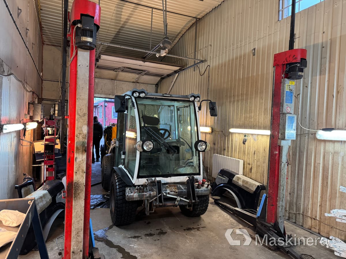 Tvåpelarlyft Intertech A/S HH231 - Гаражна опрема: slika 2 Tvåpelarlyft Intertech A/S HH231 - Гаражна опрема: slika 2