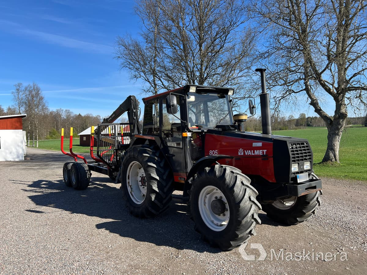 Valmet 805 / Palms 675 Traktor Valmet 805 med Skogsvagn Palms 675 - Traktor: slika 3 Valmet 805 / Palms 675 Traktor Valmet 805 med Skogsvagn Palms 675 - Traktor: slika 3