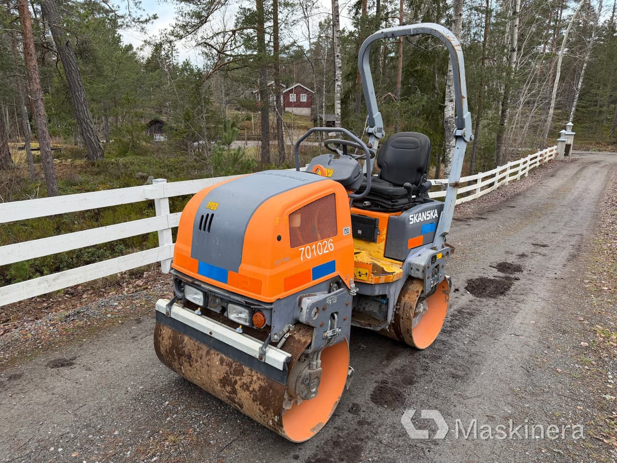 Vält Dynapac CC1000 - Valjak za puteve: slika 1 Vält Dynapac CC1000 - Valjak za puteve: slika 1