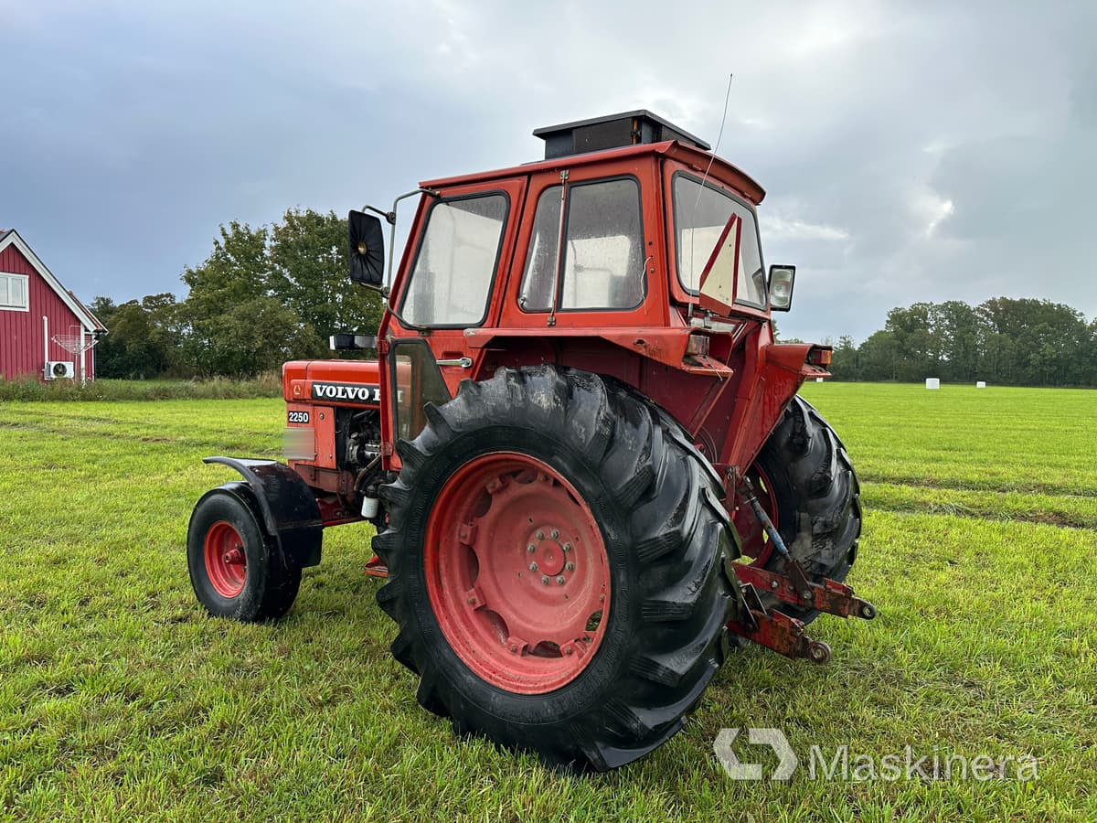 Volvo BM 2250 Traktor Volvo BM 2250 - Traktor: slika 3 Volvo BM 2250 Traktor Volvo BM 2250 - Traktor: slika 3