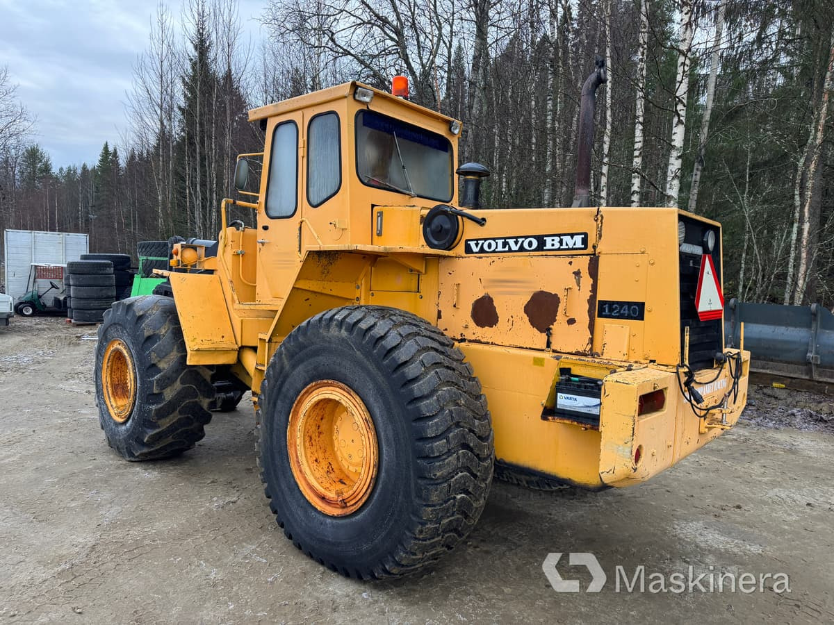 Volvo BM LM 1240 Hjullastare Volvo BM LM1240 - Utovarivač točkaš: slika 3 Volvo BM LM 1240 Hjullastare Volvo BM LM1240 - Utovarivač točkaš: slika 3