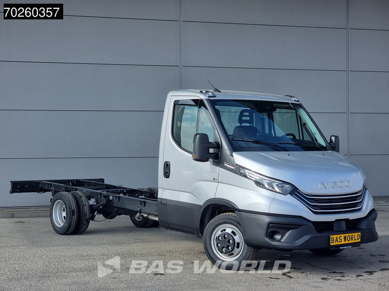 Iveco Daily 35C21 Automaat 410wb Dubbellucht 2025model Chassis Cabine ACC Fahrgestell Airco - Dostavno vozilo: slika 3 Iveco Daily 35C21 Automaat 410wb Dubbellucht 2025model Chassis Cabine ACC Fahrgestell Airco - Dostavno vozilo: slika 3