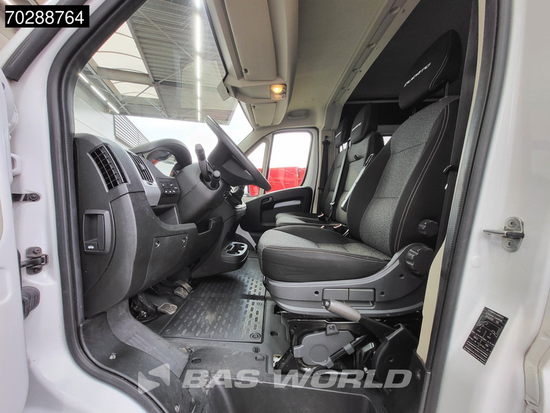 Furgon Fiat Ducato 140pk Dubbel Cabine L3H2 Trekhaak Navi Airco Cruise Imperiaal Euro6 DC Doka Mixto L3 Airco Dubbel cabine Trekhaak Cruise control: slika 13 Furgon Fiat Ducato 140pk Dubbel Cabine L3H2 Trekhaak Navi Airco Cruise Imperiaal Euro6 DC Doka Mixto L3 Airco Dubbel cabine Trekhaak Cruise control: slika 13