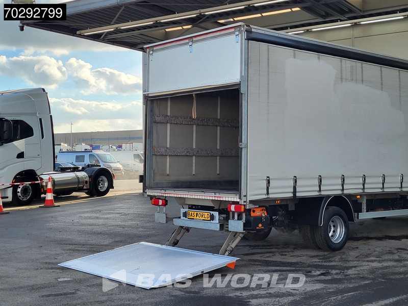 Iveco 60C18 3.0L Automaat Laadklep 180PK Schuifzeilen Zeilen Airco Cruise D'Hollandia Euro6 Schuifzeil Koffer Gesloten laadbak Airco Cruise - Dostavno vozilo sa ceradom: slika 3 Iveco 60C18 3.0L Automaat Laadklep 180PK Schuifzeilen Zeilen Airco Cruise D'Hollandia Euro6 Schuifzeil Koffer Gesloten laadbak Airco Cruise - Dostavno vozilo sa ceradom: slika 3