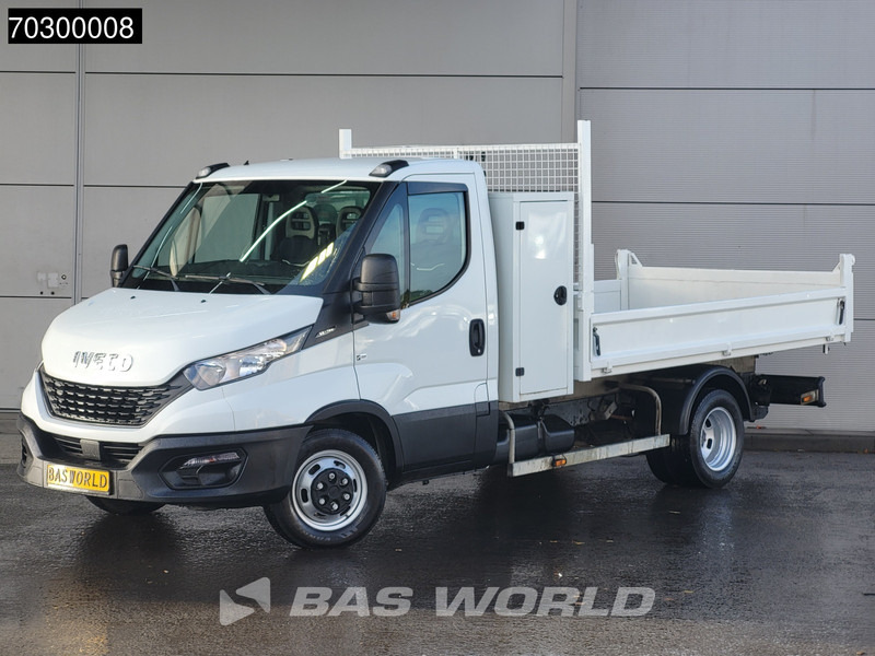 Iveco Daily 35C14 Kipper met Kist Dubbellucht 3,5t Trekhaak Airco Cruise Euro6 Tippe Benne Kieper Airco Trekhaak Cruise control - Dostavno vozilo kiper: slika 2 Iveco Daily 35C14 Kipper met Kist Dubbellucht 3,5t Trekhaak Airco Cruise Euro6 Tippe Benne Kieper Airco Trekhaak Cruise control - Dostavno vozilo kiper: slika 2