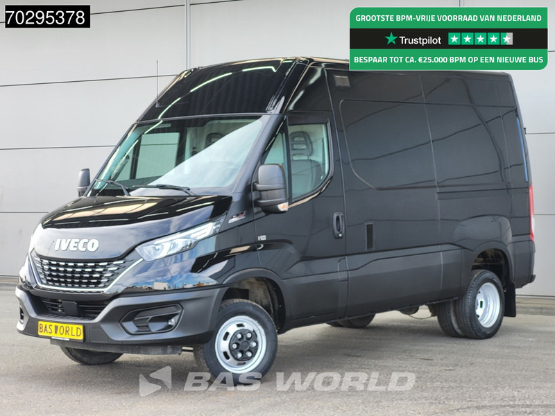 Iveco Daily 35C18 3.0L Automaat L2H2 Dubbellucht 3,5t Trekhaak Navi Airco Cruise Camera Euro6 L2 Airco Trekhaak Cruise control - Furgon: slika 1 Iveco Daily 35C18 3.0L Automaat L2H2 Dubbellucht 3,5t Trekhaak Navi Airco Cruise Camera Euro6 L2 Airco Trekhaak Cruise control - Furgon: slika 1