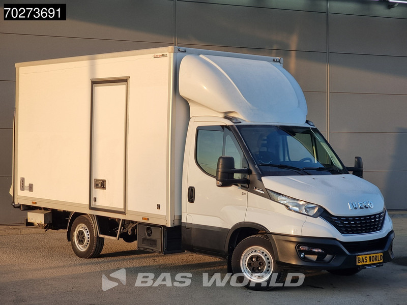 Iveco Daily 35S14 Automaat Laadklep Zijdeur Bakwagen Airco Cruise Meubelbak Koffer 20m3 Airco Cruise control - Dostavno vozilo sa zatvorenim sandukom: slika 5 Iveco Daily 35S14 Automaat Laadklep Zijdeur Bakwagen Airco Cruise Meubelbak Koffer 20m3 Airco Cruise control - Dostavno vozilo sa zatvorenim sandukom: slika 5