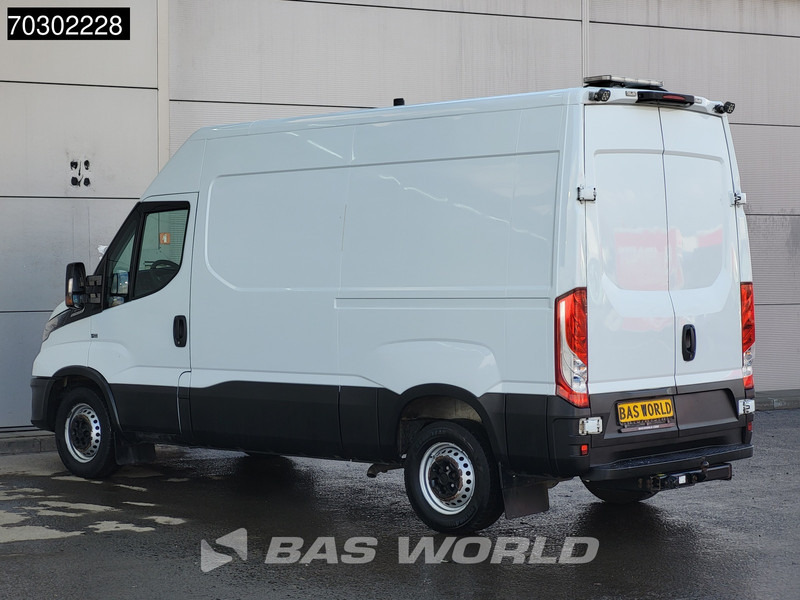 Iveco Daily 35S16 Automaat L2H2 3,5t Trekhaak 160PK ACC Navi Airco Camera Werkplaatsinrichting Euro6 L2 Airco Trekhaak - Furgon: slika 2 Iveco Daily 35S16 Automaat L2H2 3,5t Trekhaak 160PK ACC Navi Airco Camera Werkplaatsinrichting Euro6 L2 Airco Trekhaak - Furgon: slika 2