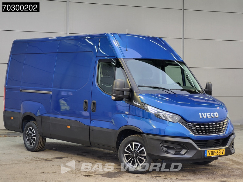 Iveco Daily 35S16 Automaat L2H2 3,5t Trekhaak ACC LED Airco Cruise Camera Parkeersensoren LM-Velgen Euro6 L2 Airco Trekhaak - Furgon: slika 3 Iveco Daily 35S16 Automaat L2H2 3,5t Trekhaak ACC LED Airco Cruise Camera Parkeersensoren LM-Velgen Euro6 L2 Airco Trekhaak - Furgon: slika 3