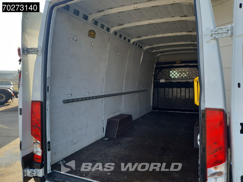 Iveco Daily 35S16 Automaat L3H2 Airco Camera PDC L4H2 16m3 Airco - Furgon: slika 5 Iveco Daily 35S16 Automaat L3H2 Airco Camera PDC L4H2 16m3 Airco - Furgon: slika 5