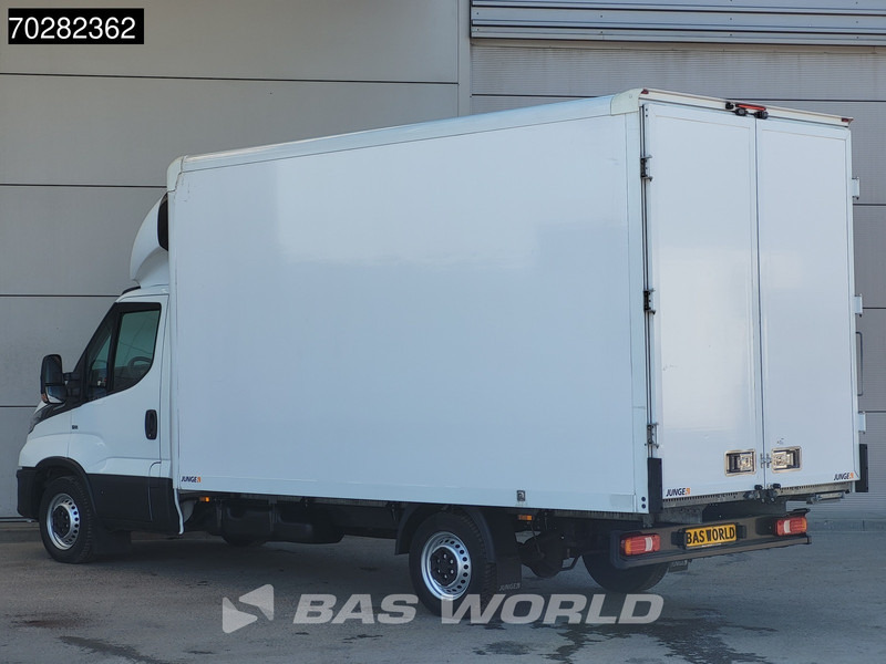 Iveco Daily 35S16 Bakwagen Achterdeuren 160PK Airco Camera Euro6 Meubelbak Koffer 21m3 Airco - Dostavno vozilo sa zatvorenim sandukom: slika 2 Iveco Daily 35S16 Bakwagen Achterdeuren 160PK Airco Camera Euro6 Meubelbak Koffer 21m3 Airco - Dostavno vozilo sa zatvorenim sandukom: slika 2