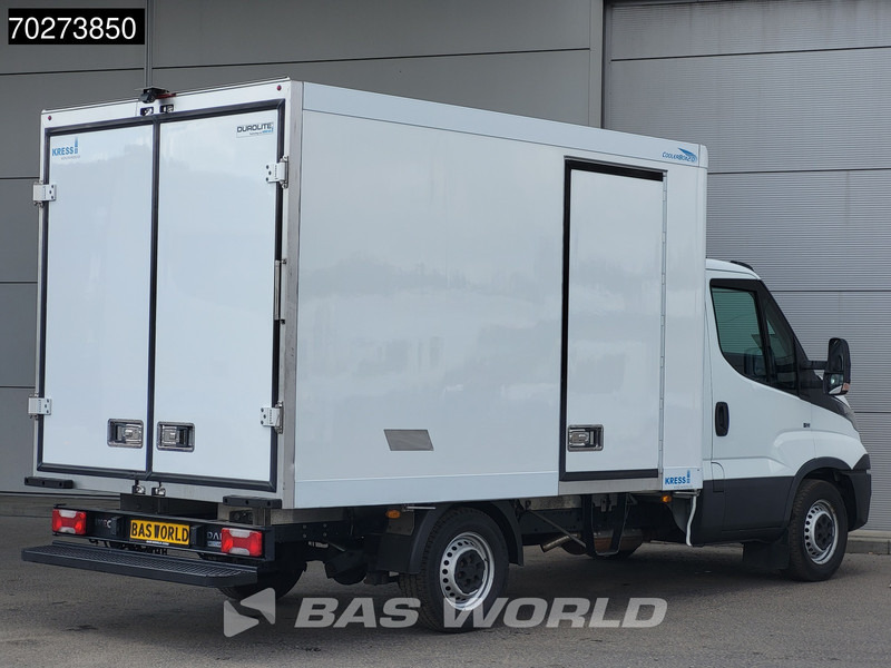 Iveco Daily 35S16 Koelwagen Automaat Carrier Pulsar 400 380V Stekker Airco Cruise Camera Koel Koeler Kühlwagen Kühlkoffer 12m3 Airco Cruise - Dostavno vozilo hladnjača: slika 5 Iveco Daily 35S16 Koelwagen Automaat Carrier Pulsar 400 380V Stekker Airco Cruise Camera Koel Koeler Kühlwagen Kühlkoffer 12m3 Airco Cruise - Dostavno vozilo hladnjača: slika 5