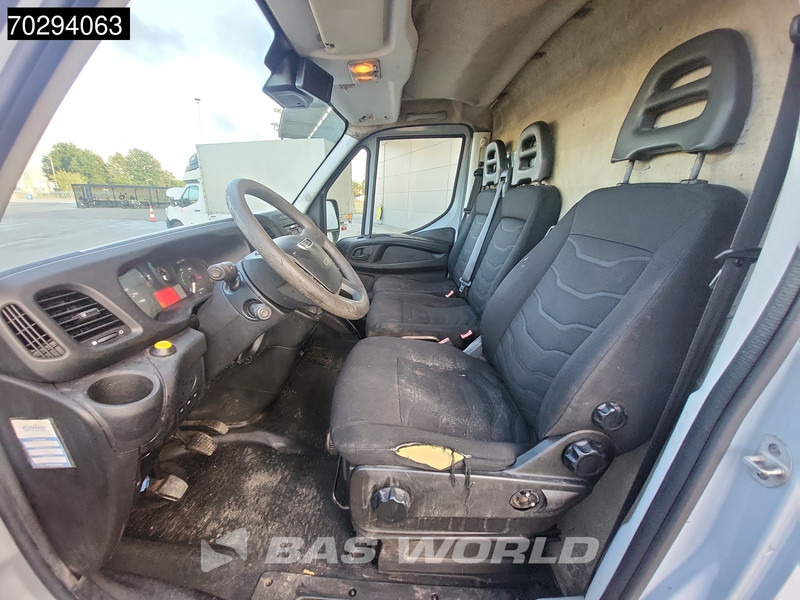 Iveco Daily 35S17 3.0L 170PK Airco Cruise Trekhaak L2 3520L 12m3 Airco Trekhaak Cruise control - Furgon: slika 5 Iveco Daily 35S17 3.0L 170PK Airco Cruise Trekhaak L2 3520L 12m3 Airco Trekhaak Cruise control - Furgon: slika 5