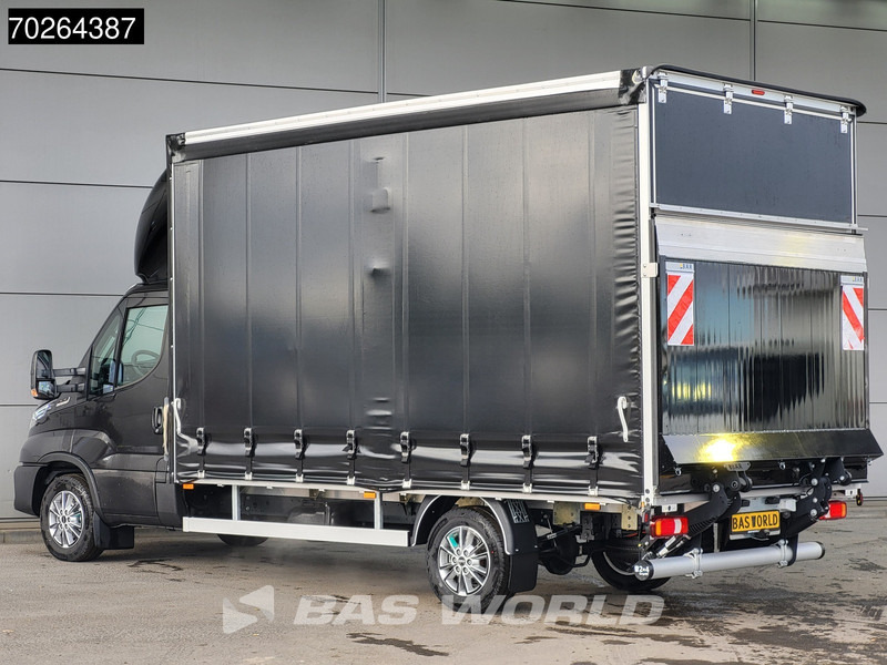 Iveco Daily 35S18 3.0L 180PK Automaat Schuifzeilen Laadklep ACC LED Navi Camera Euro6 Schuifzeil Zeilen Koffer Meubelbak Bakwagen 22m3 Airco - Dostavno vozilo sa ceradom: slika 2 Iveco Daily 35S18 3.0L 180PK Automaat Schuifzeilen Laadklep ACC LED Navi Camera Euro6 Schuifzeil Zeilen Koffer Meubelbak Bakwagen 22m3 Airco - Dostavno vozilo sa ceradom: slika 2