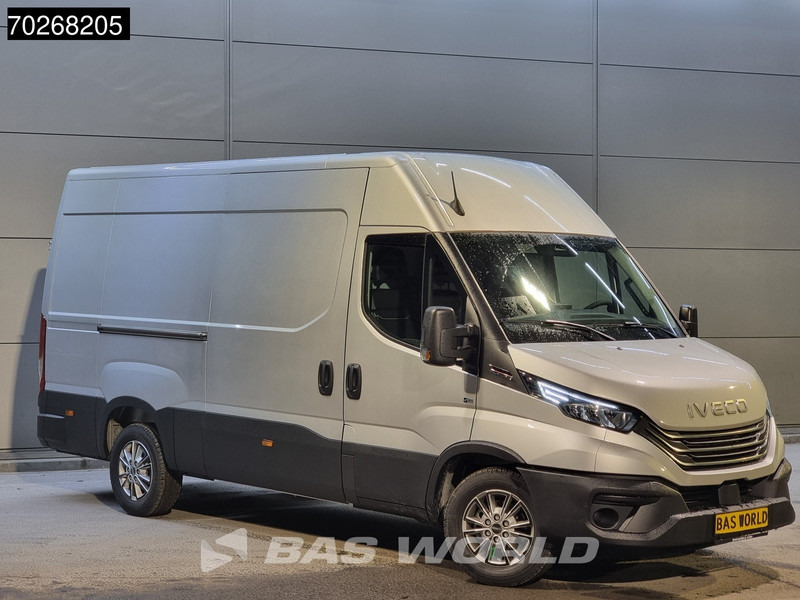 Iveco Daily 35S21 3.0L Automaat L2H2 2025model ACC LED Camera Parkeersensoren L2 3,5t Trekgewicht 12m3 Airco - Furgon: slika 2 Iveco Daily 35S21 3.0L Automaat L2H2 2025model ACC LED Camera Parkeersensoren L2 3,5t Trekgewicht 12m3 Airco - Furgon: slika 2