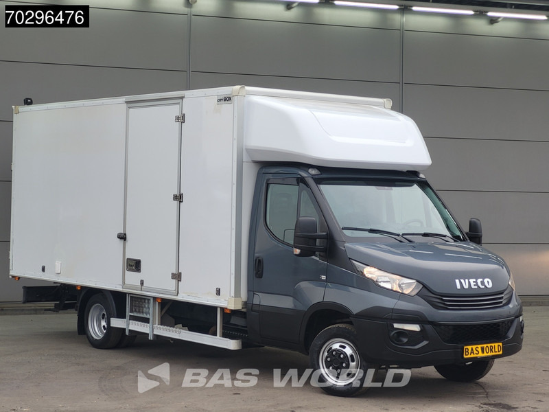 Iveco Daily 50C18 3.0L Automaat 3,5t Trekhaak Bakwagen Zijdeur Achterdeuren 180PK 5tons Navi Standkachel Euro6 Meubelbak Koffer Trekhaak - Dostavno vozilo sa zatvorenim sandukom: slika 5 Iveco Daily 50C18 3.0L Automaat 3,5t Trekhaak Bakwagen Zijdeur Achterdeuren 180PK 5tons Navi Standkachel Euro6 Meubelbak Koffer Trekhaak - Dostavno vozilo sa zatvorenim sandukom: slika 5