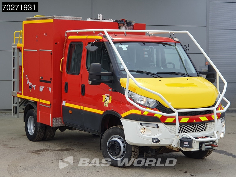 Iveco Daily 70C17 4x4 Achleitner Firetruck Brandweerwagen AWD Allrad Camper 1200liter Airco Dubbel cabine Trekhaak Cruise control - Vozilo hitne pomoći: slika 3 Iveco Daily 70C17 4x4 Achleitner Firetruck Brandweerwagen AWD Allrad Camper 1200liter Airco Dubbel cabine Trekhaak Cruise control - Vozilo hitne pomoći: slika 3