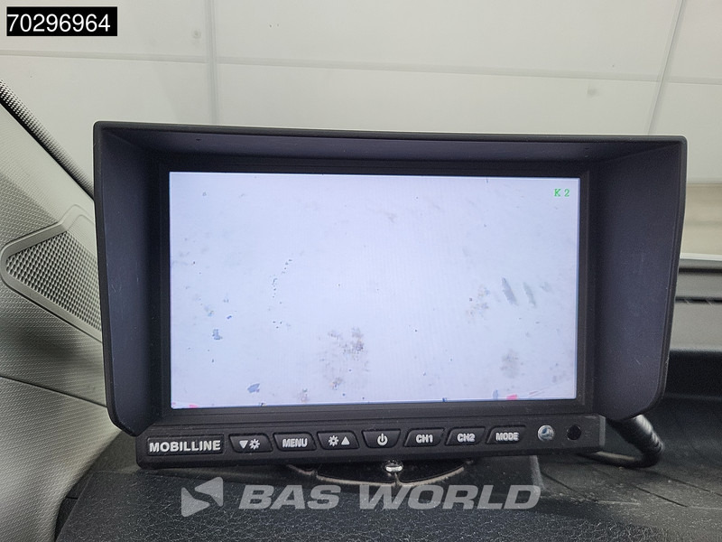 Dostavno vozilo sa zatvorenim sandukom MAN TGE 3.140 Laadklep Automaat Bakwagen Airco Cruise Camera Euro6 Meubelbak Koffer Airco Cruise control: slika 15 Dostavno vozilo sa zatvorenim sandukom MAN TGE 3.140 Laadklep Automaat Bakwagen Airco Cruise Camera Euro6 Meubelbak Koffer Airco Cruise control: slika 15