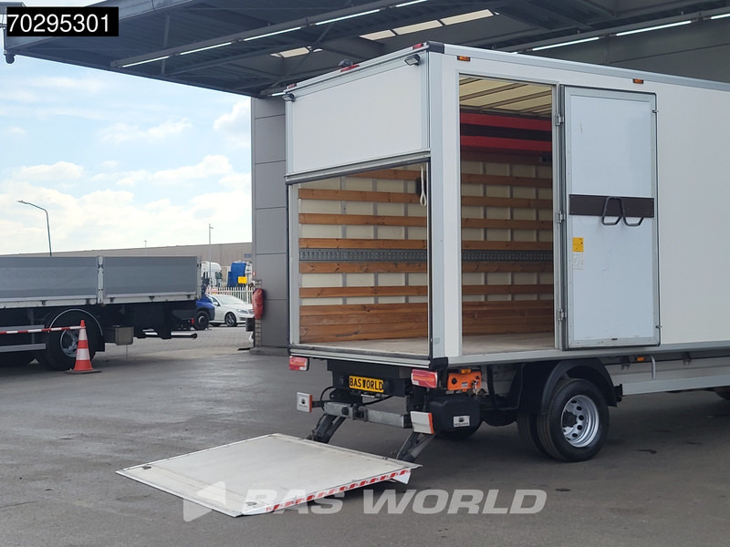 MAN TGE 3.180 Automaat Laadklep 3.5t trekhaak Dubbellucht Lat om Lat Zijdeur Navi Bakwagen Meubelbak Koffer Airco Trekhaak Cruise control - Dostavno vozilo sa zatvorenim sandukom: slika 3 MAN TGE 3.180 Automaat Laadklep 3.5t trekhaak Dubbellucht Lat om Lat Zijdeur Navi Bakwagen Meubelbak Koffer Airco Trekhaak Cruise control - Dostavno vozilo sa zatvorenim sandukom: slika 3