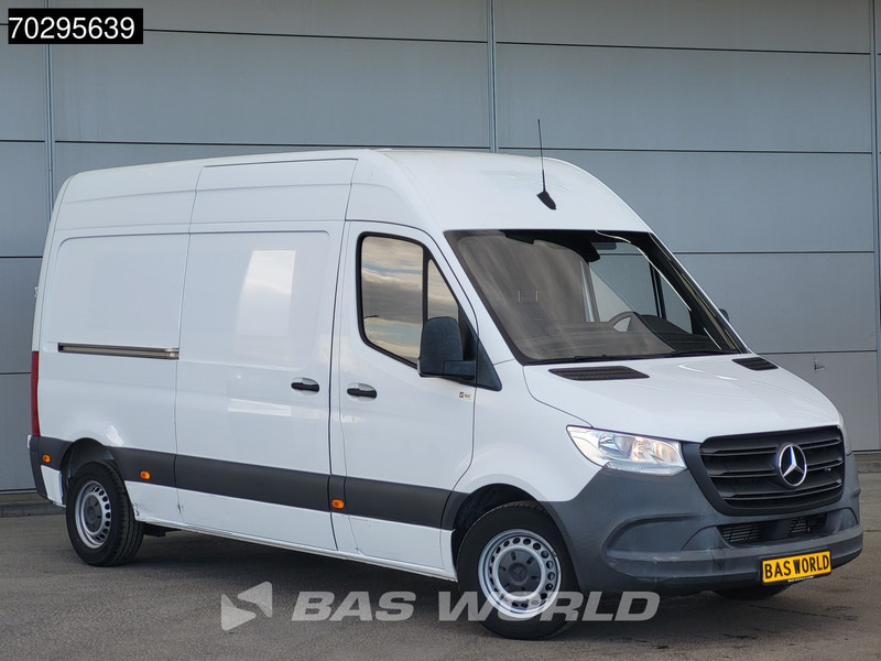Mercedes-Benz Sprinter 311 CDI L2H2 Airco Cruise MBUX CarPlay Euro6 L2 12m3 Airco Cruise control - Mali kombi: slika 3 Mercedes-Benz Sprinter 311 CDI L2H2 Airco Cruise MBUX CarPlay Euro6 L2 12m3 Airco Cruise control - Mali kombi: slika 3