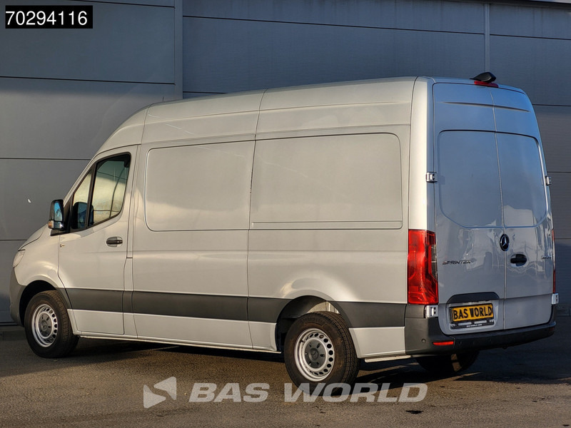 Mercedes-Benz Sprinter 315 CDI Automaat L2H2 150PK Airco Camera Parkeersensoren MBUX CarPlay Euro6 L2 12m3 Airco - Mali kombi: slika 2 Mercedes-Benz Sprinter 315 CDI Automaat L2H2 150PK Airco Camera Parkeersensoren MBUX CarPlay Euro6 L2 12m3 Airco - Mali kombi: slika 2