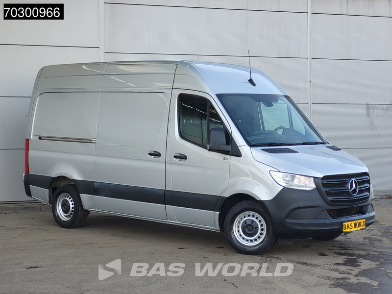 Mercedes-Benz Sprinter 315 CDI Automaat L2H2 150PK Airco Camera Parkeersensoren MBUX CarPlay Euro6 L2 Airco - Mali kombi: slika 5 Mercedes-Benz Sprinter 315 CDI Automaat L2H2 150PK Airco Camera Parkeersensoren MBUX CarPlay Euro6 L2 Airco - Mali kombi: slika 5