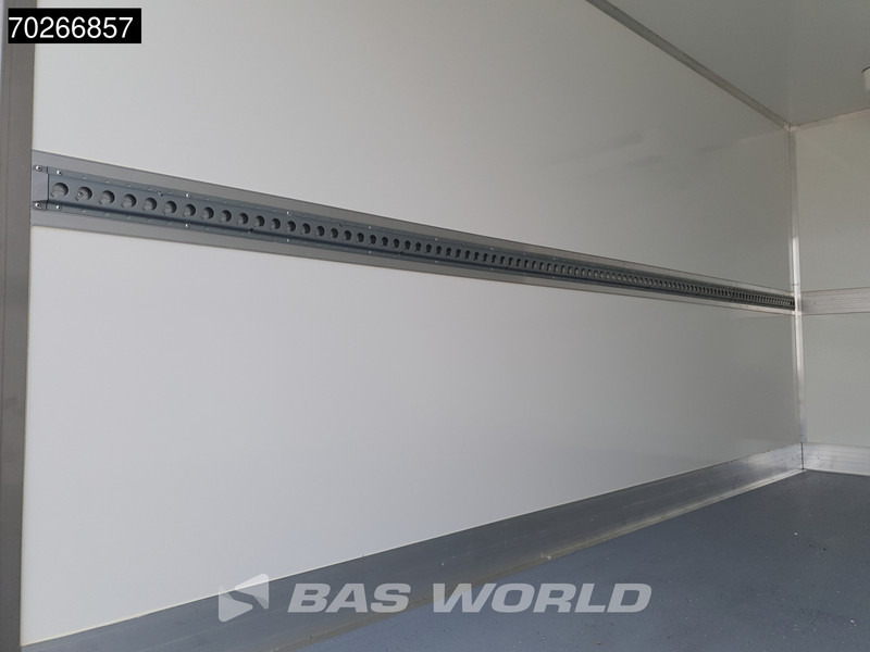 Mercedes-Benz Sprinter 315 CDI Koelwagen Achterdeuren Thermo King C-250 Airco MBUX Koel Koeler Kühl Kühler Kühlwagen Kühlkoffer 17m3 Airco Cruise contr - Dostavno vozilo hladnjača: slika 5 Mercedes-Benz Sprinter 315 CDI Koelwagen Achterdeuren Thermo King C-250 Airco MBUX Koel Koeler Kühl Kühler Kühlwagen Kühlkoffer 17m3 Airco Cruise contr - Dostavno vozilo hladnjača: slika 5