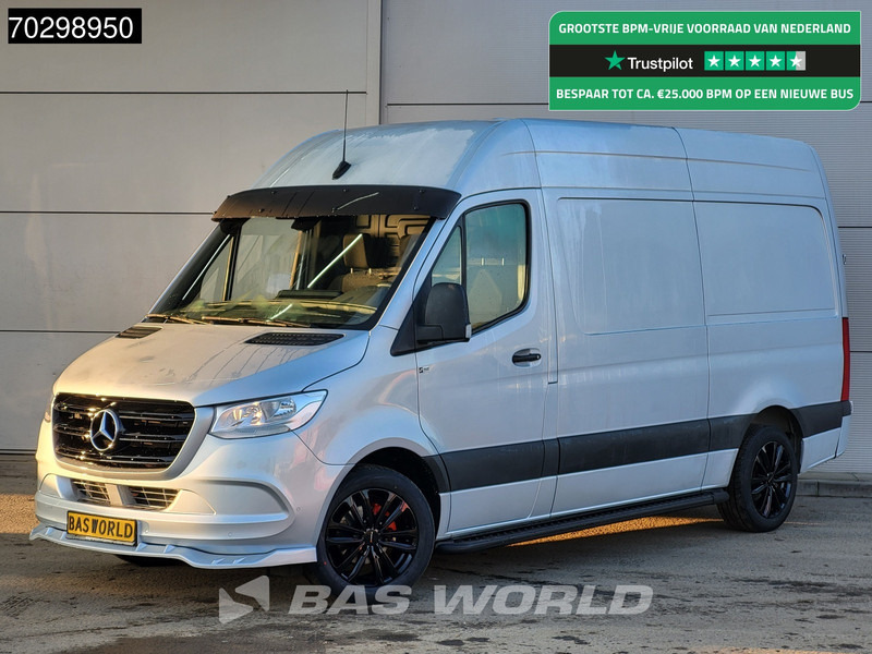 Mercedes-Benz Sprinter 315 CDI Special Edition Automaat L2H2 150PK Airco Cruise Camera Parkeersensoren MBUX CarPlay Velgen Euro6 L2 12m3 Airco - Mali kombi: slika 1 Mercedes-Benz Sprinter 315 CDI Special Edition Automaat L2H2 150PK Airco Cruise Camera Parkeersensoren MBUX CarPlay Velgen Euro6 L2 12m3 Airco - Mali kombi: slika 1