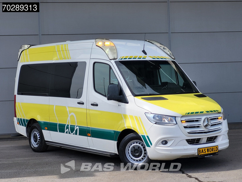 Mercedes-Benz Sprinter 316 CDI Ambulance Brancard Automaat Ziekenwagen Airco Cruise Camera Parkeersensoren Standkachel Euro6 Rettungswagen Krankenwagen - Vozilo hitne pomoći: slika 3 Mercedes-Benz Sprinter 316 CDI Ambulance Brancard Automaat Ziekenwagen Airco Cruise Camera Parkeersensoren Standkachel Euro6 Rettungswagen Krankenwagen - Vozilo hitne pomoći: slika 3