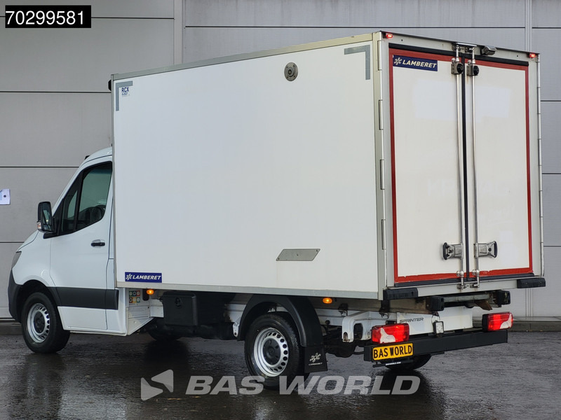 Mercedes-Benz Sprinter 316 CDI Automaat Koelwagen Vriezer Thermo King V500MAX Navi Airco Camera MBUX CarPlay Euro6 Bakwagen Gekoeld Koel Koeler Kühl Kü - Dostavno vozilo hladnjača: slika 2 Mercedes-Benz Sprinter 316 CDI Automaat Koelwagen Vriezer Thermo King V500MAX Navi Airco Camera MBUX CarPlay Euro6 Bakwagen Gekoeld Koel Koeler Kühl Kü - Dostavno vozilo hladnjača: slika 2