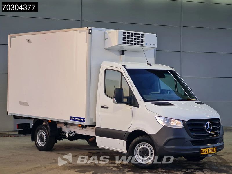 Mercedes-Benz Sprinter 316 CDI Automaat Lamberet Koelwagen Thermo King V500 MAX 380v Aansluiting Achterdeuren Navi Airco Camera Euro6 Koel Koeler Bakwa - Dostavno vozilo hladnjača: slika 5 Mercedes-Benz Sprinter 316 CDI Automaat Lamberet Koelwagen Thermo King V500 MAX 380v Aansluiting Achterdeuren Navi Airco Camera Euro6 Koel Koeler Bakwa - Dostavno vozilo hladnjača: slika 5