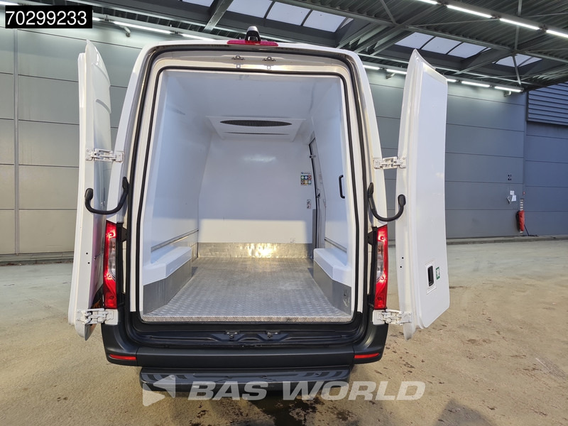 Mercedes-Benz Sprinter 316 CDI Koelwagen Kerstner L2H2 230v Stekker L2H2 Airco Camera Euro6 L2 Koel Koeler Kühl Kühler Kühlkastenwagen Kühlwagen Airco - Dostavno vozilo hladnjača: slika 3 Mercedes-Benz Sprinter 316 CDI Koelwagen Kerstner L2H2 230v Stekker L2H2 Airco Camera Euro6 L2 Koel Koeler Kühl Kühler Kühlkastenwagen Kühlwagen Airco - Dostavno vozilo hladnjača: slika 3