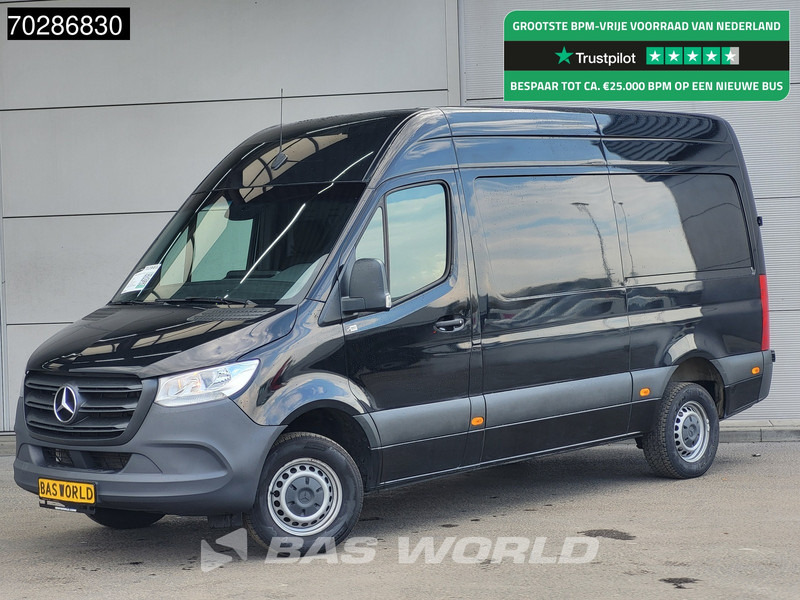 Mercedes-Benz Sprinter 317 CDI Automaat 3,5t Trekhaak L2H2 170PK Airco Camera MBUX Euro6 L2 12m3 Airco Trekhaak - Furgon: slika 1 Mercedes-Benz Sprinter 317 CDI Automaat 3,5t Trekhaak L2H2 170PK Airco Camera MBUX Euro6 L2 12m3 Airco Trekhaak - Furgon: slika 1