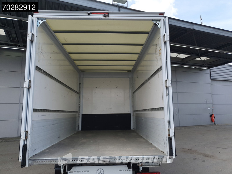 Mercedes-Benz Sprinter 317 CDI Automaat Bakwagen Achterdeuren Airco Camera Euro6 Meubelbak Koffer 21m3 Airco - Dostavno vozilo sa zatvorenim sandukom: slika 3 Mercedes-Benz Sprinter 317 CDI Automaat Bakwagen Achterdeuren Airco Camera Euro6 Meubelbak Koffer 21m3 Airco - Dostavno vozilo sa zatvorenim sandukom: slika 3