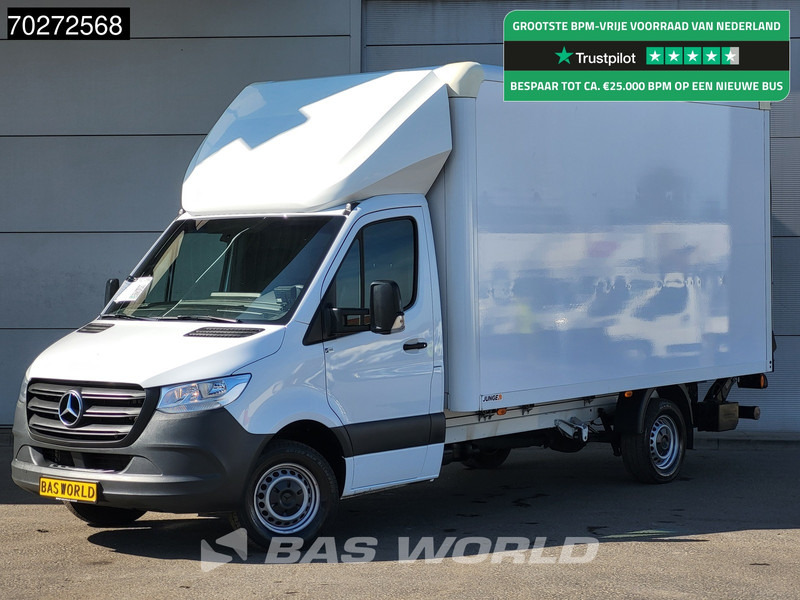 Mercedes-Benz Sprinter 317 CDI Automaat Bakwagen Laadklep Camera Airco Koffer Meubelbak 20m3 Airco - Dostavno vozilo sa zatvorenim sandukom: slika 1 Mercedes-Benz Sprinter 317 CDI Automaat Bakwagen Laadklep Camera Airco Koffer Meubelbak 20m3 Airco - Dostavno vozilo sa zatvorenim sandukom: slika 1