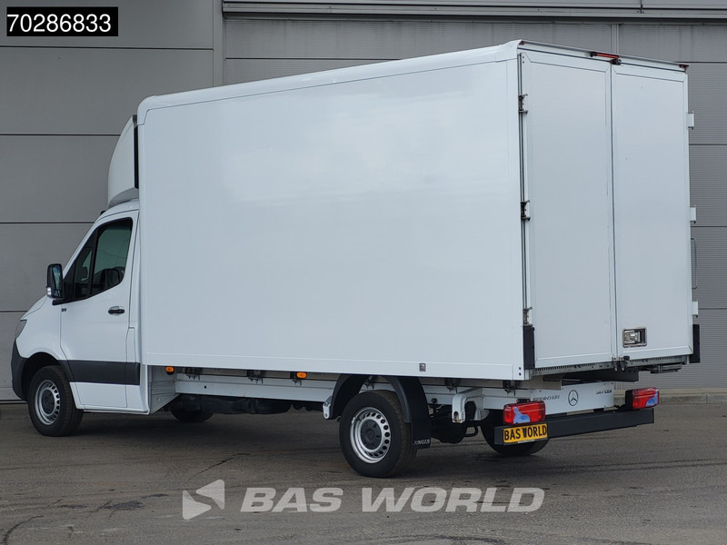 Mercedes-Benz Sprinter 317 CDI Bakwagen Automaat Achterdeuren Airco Camera Euro6 Meubelbak Koffer 21m3 Airco - Dostavno vozilo sa zatvorenim sandukom: slika 2 Mercedes-Benz Sprinter 317 CDI Bakwagen Automaat Achterdeuren Airco Camera Euro6 Meubelbak Koffer 21m3 Airco - Dostavno vozilo sa zatvorenim sandukom: slika 2