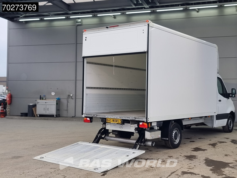 Mercedes-Benz Sprinter 317 CDI Bakwagen Automaat Laadklep Camera Meubelbak Koffer LBW 20m3 Airco - Dostavno vozilo sa zatvorenim sandukom: slika 3 Mercedes-Benz Sprinter 317 CDI Bakwagen Automaat Laadklep Camera Meubelbak Koffer LBW 20m3 Airco - Dostavno vozilo sa zatvorenim sandukom: slika 3