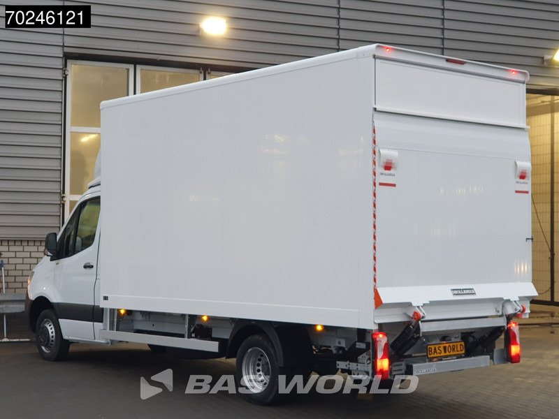 Mercedes-Benz Sprinter 515 CDI Automaat 1000kg Laadklep Zijdeur Dubbellucht Bakwagen MBUX Airco Cruise CarPlay D'Hollandia Euro6 Koffer Meubelbak 21m3 - Dostavno vozilo sa zatvorenim sandukom: slika 2 Mercedes-Benz Sprinter 515 CDI Automaat 1000kg Laadklep Zijdeur Dubbellucht Bakwagen MBUX Airco Cruise CarPlay D'Hollandia Euro6 Koffer Meubelbak 21m3 - Dostavno vozilo sa zatvorenim sandukom: slika 2