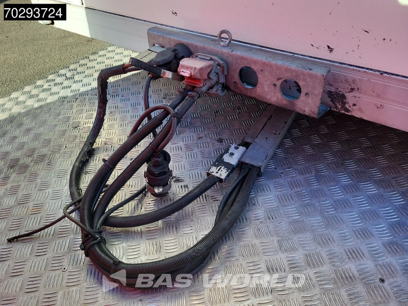 Tegljač Ford Transit 130pk BE-Combi Velthuizen Laadklep Zijdeur Airco APK 01-2026 Euro6 Airco: slika 13 Tegljač Ford Transit 130pk BE-Combi Velthuizen Laadklep Zijdeur Airco APK 01-2026 Euro6 Airco: slika 13