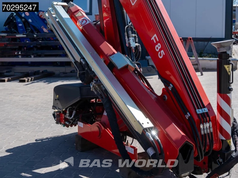 FASSI F85B.0.23 F85B.0.23 4X2 - Kamion sa tovarnim sandukom: slika 5 FASSI F85B.0.23 F85B.0.23 4X2 - Kamion sa tovarnim sandukom: slika 5