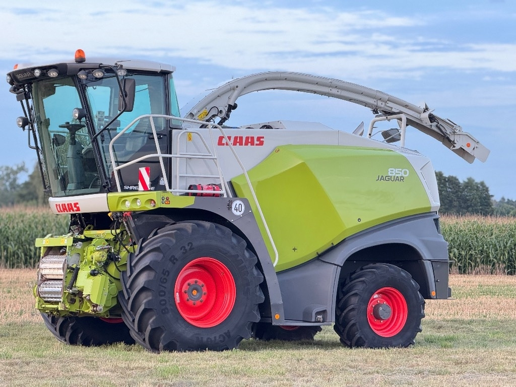 Claas Jaguar 850 Allrad + Kemper 360 PLUS - Kombajn za stočnu hranu: slika 2 Claas Jaguar 850 Allrad + Kemper 360 PLUS - Kombajn za stočnu hranu: slika 2