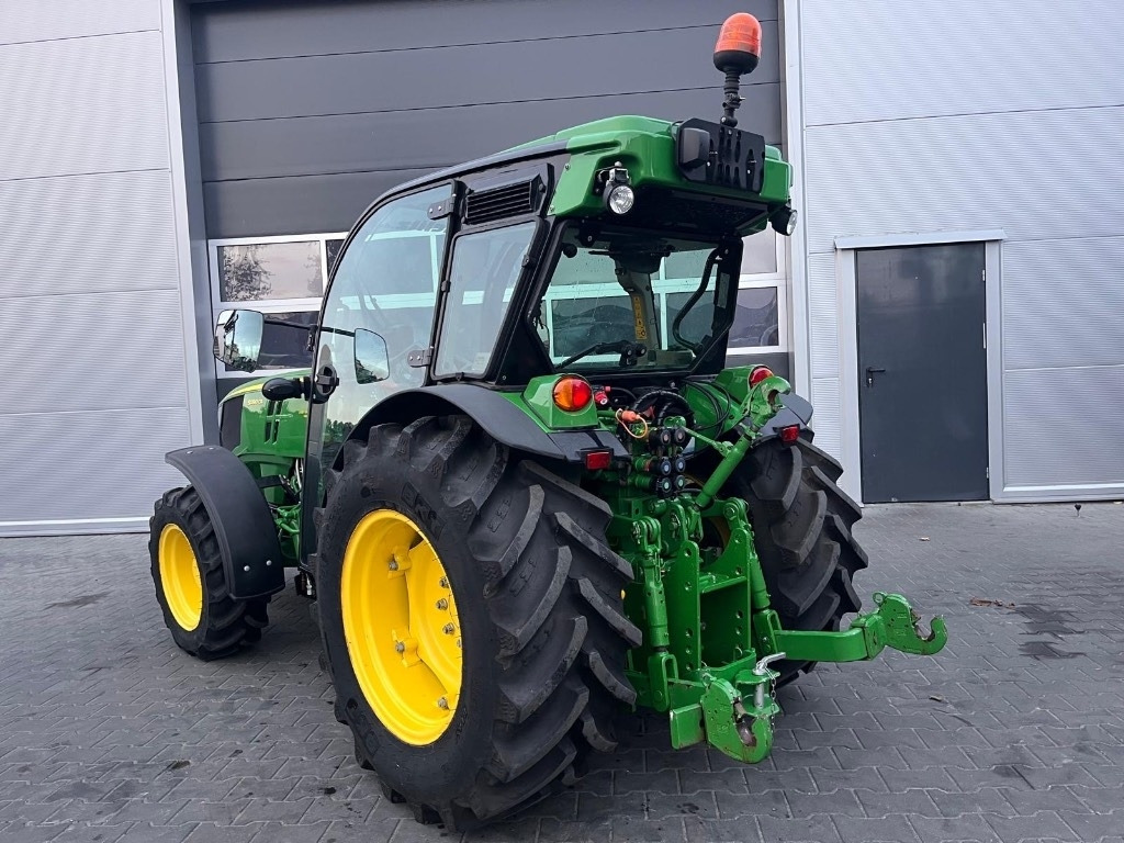John Deere 5090 GL - Traktor: slika 5 John Deere 5090 GL - Traktor: slika 5