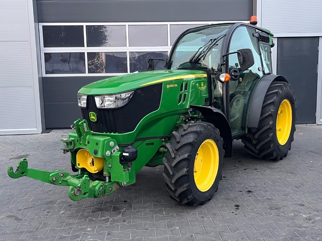 John Deere 5090 GL - Traktor: slika 1 John Deere 5090 GL - Traktor: slika 1