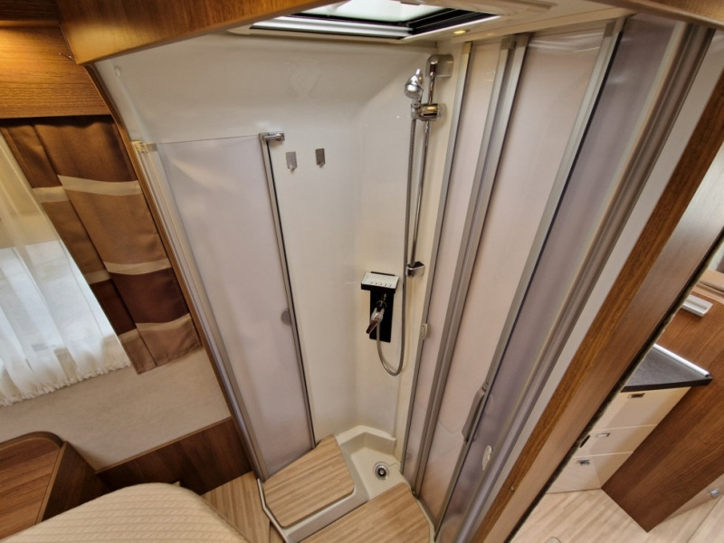 Integrisani kamper Carthago C-Tourer I 144 QB: slika 13