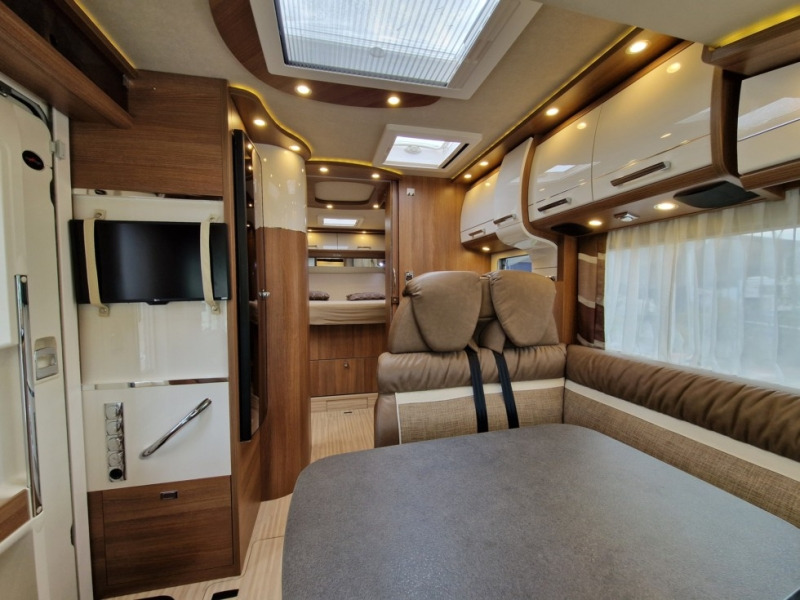 Integrisani kamper Carthago C-Tourer I 144 QB: slika 7