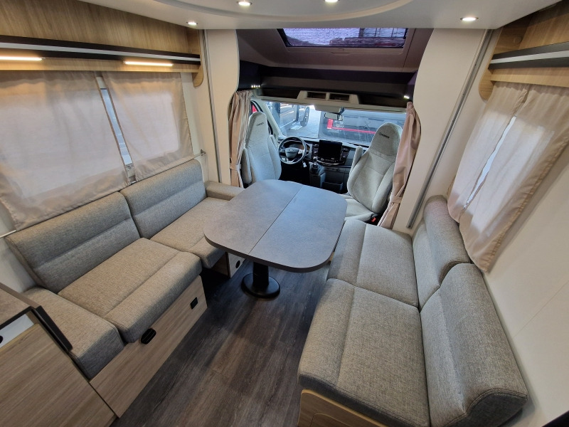 Novu Poluintegrisani kamper Chausson 640 First Line Ford: slika 9