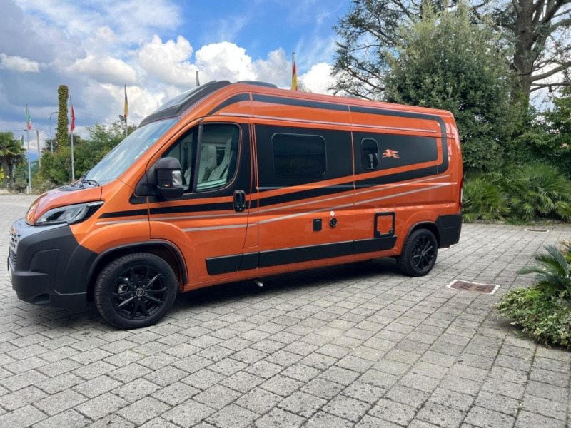 Laika Kosmo 60 Supremo Camper Van - Kamp kombi: slika 3 Laika Kosmo 60 Supremo Camper Van - Kamp kombi: slika 3