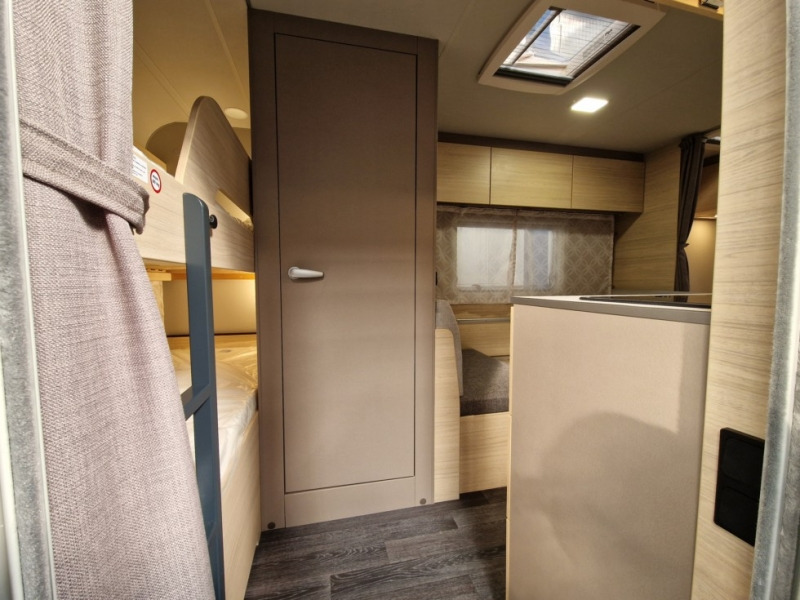 Weinsberg CaraCito 470 QDK - Kamp prikolica: slika 5 Weinsberg CaraCito 470 QDK - Kamp prikolica: slika 5