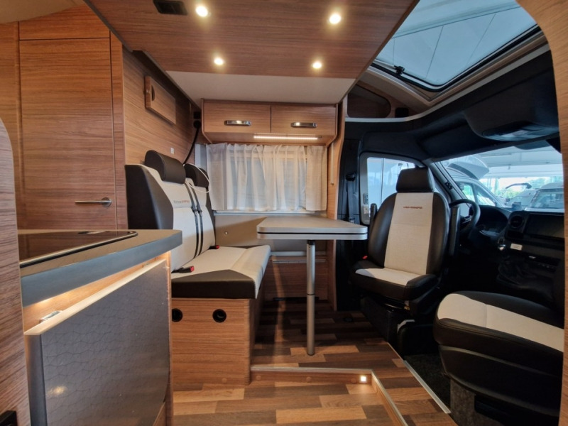 Weinsberg CaraCompact Suite MB 640 MEG - Poluintegrisani kamper: slika 4 Weinsberg CaraCompact Suite MB 640 MEG - Poluintegrisani kamper: slika 4